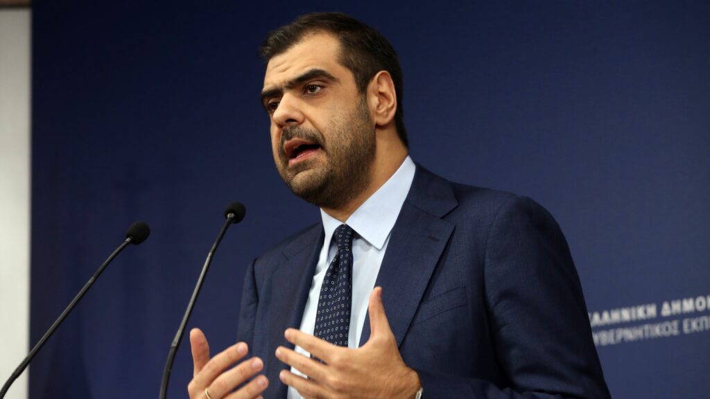 Σημεία συνέντευξης του Υφυπουργού παρά τω Πρωθυπουργώ και Κυβερνητικού Εκπροσώπου Παύλου Μαρινάκη στον τηλεοπτικό σταθμό ONE και την εκπομπή Talk με τον δημοσιογράφο Τάκη Χατζή