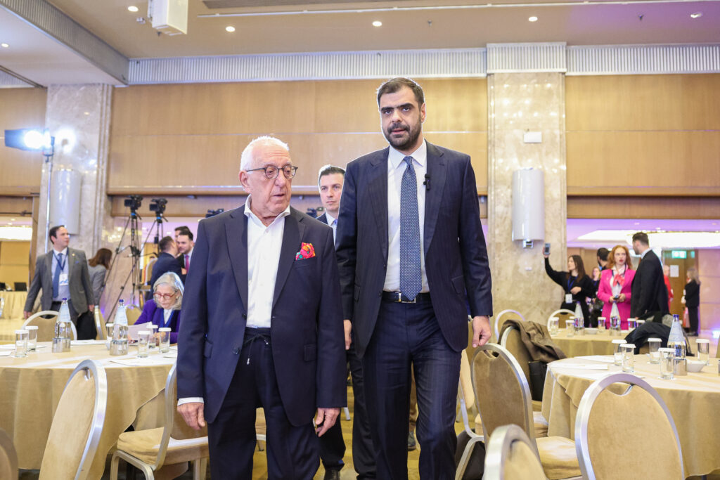 Έναρξη εργασιών του συνεδρίου Athens Alitheia Forum “Confronting fake news and toxic discourse”