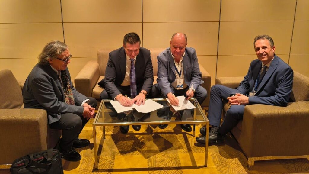 Υπογραφή Μνημονίου Συνεργασίας μεταξύ της Γενικής Γραμματείας Επικοινωνίας και Ενημέρωσης και του ΕΚΕΤΑ στο περιθώριο του 1ου Alitheia Forum