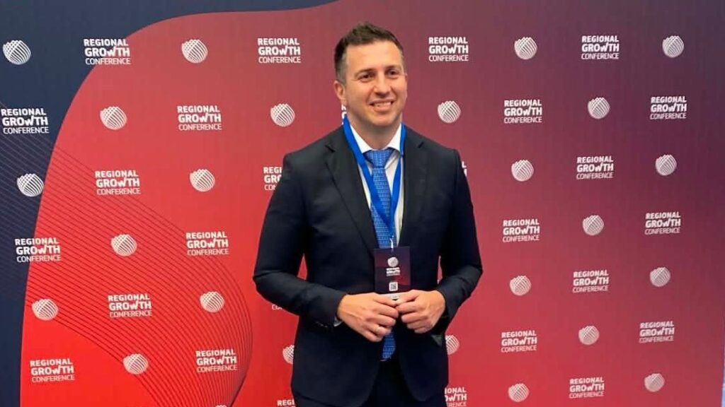 Δ. Κιρμικίρογλου από το Regional Growth Conference 2026 στην Πάτρα: «Ο περιφερειακός Τύπος είναι πυλώνας της περιφερειακής ανάπτυξης και της κοινωνικής συνοχής»